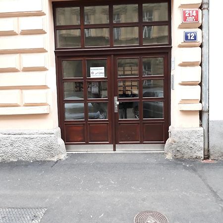 Apartment Za Poricskou Branou Praha Eksteriør bilde